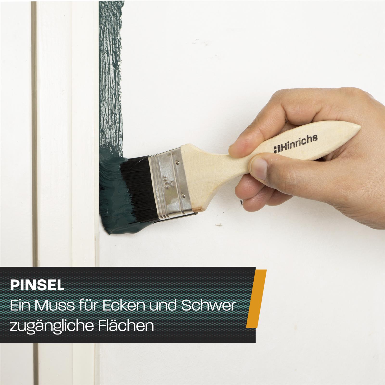 Malerset mit Farbrolle, Pinsel und Abstreifgitter – Profi-Malwerkzeug für Renovierungen Malerset bestehend aus Farbroller, Ersatzrolle, Abstreifgitter und Farbwanne auf weißem Hintergrund.
