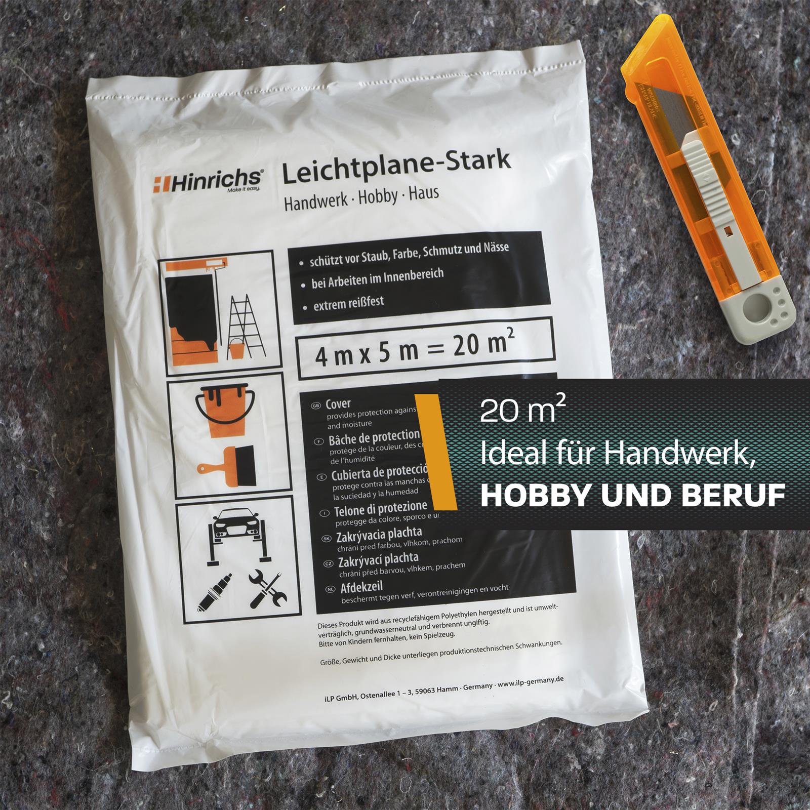 Abdeckplaner 1-teiliges Set aus Kunststoff – Werkzeug zur schnellen Farbkanten-Abdeckung Ein rechteckiger Abdeckplaner mit transparenter Linealmarkierung, in hellem Grau, liegt auf einem weißen Hintergrund; oberhalb ist ein transparenter Kunststoffwinkel mit Rasterlinien sichtbar.